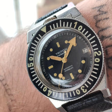 Charger l'image dans la galerie, Triton spirotechnique - mamontrevintage