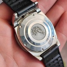 Charger l'image dans la galerie, Triton spirotechnique - mamontrevintage