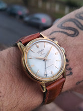 Charger l'image dans la galerie, Vulcain Cricket Calibre 120 - mamontrevintage