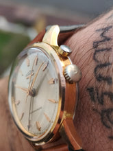 Charger l'image dans la galerie, Vulcain Cricket Calibre 120 - mamontrevintage