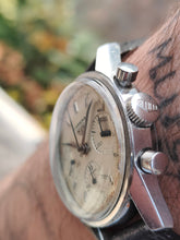 Load image into Gallery viewer, Heuer 2447T Red Fab Suisse - mamontrevintage