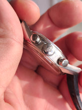 Load image into Gallery viewer, Heuer 2447T Red Fab Suisse - mamontrevintage