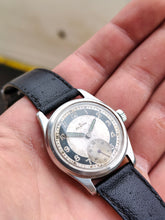 Charger l&#39;image dans la galerie, Zénith Stotsaker vintage montre dédiée pour le marché Suédois - mamontrevintage
