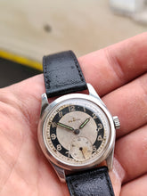 Load image into Gallery viewer, Zénith Stotsaker vintage montre dédiée pour le marché Suédois - mamontrevintage

