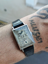 Load image into Gallery viewer, Rare Judex Doctor watch - mamontrevintage
