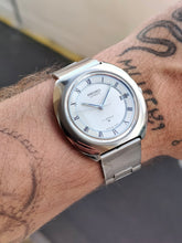 Load image into Gallery viewer, Seiko 7005 8150 UFO - mamontrevintage
