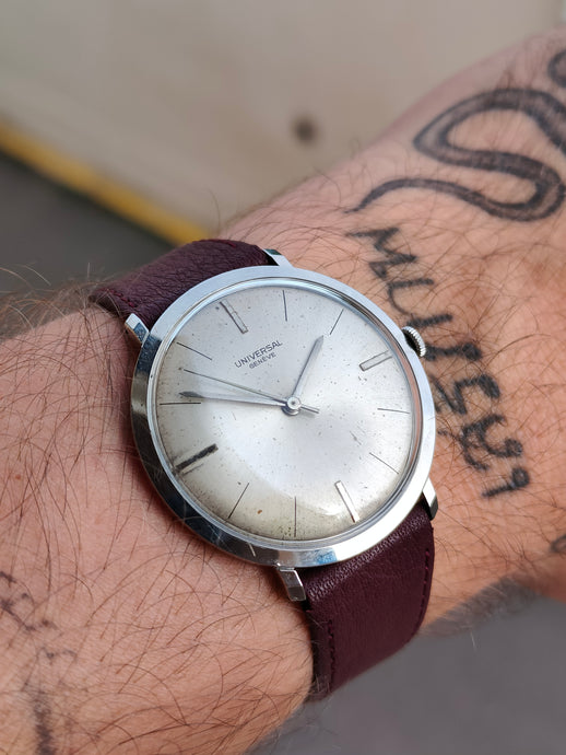 Universal Genève - mamontrevintage