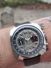 Charger l&#39;image dans la galerie, Chronographe Rally Flamor Valjoux 7734 - mamontrevintage
