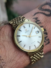 Load image into Gallery viewer, Omega De Ville automatique bracelet grain de riz Cal 565 avec écrin - mamontrevintage
