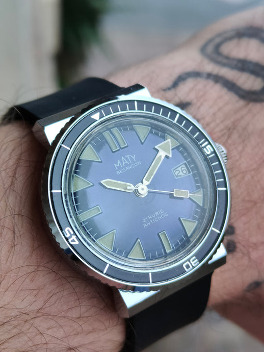 Maty typée plongeuse Lorsa p75 - mamontrevintage