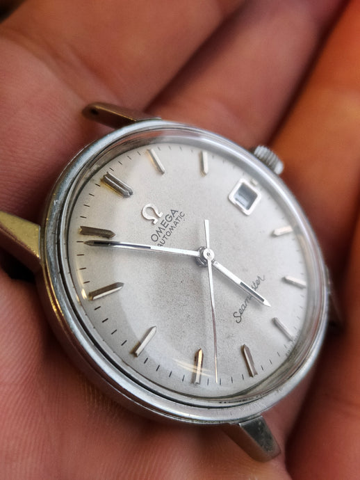 Omega automatique 562 - mamontrevintage