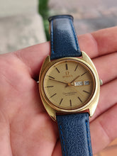 Load image into Gallery viewer, Omega constellation automatique 1020 - mamontrevintage
