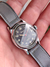 Load image into Gallery viewer, Stowa armée française type 1 - mamontrevintage
