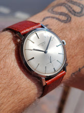 Load image into Gallery viewer, Longines 302
