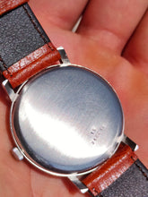 Load image into Gallery viewer, Longines 302
