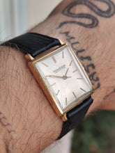 Load image into Gallery viewer, Jaeger Lecoultre or 18k K819
