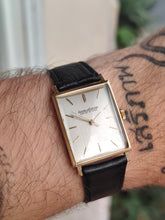 Load image into Gallery viewer, Jaeger Lecoultre or 18k K819
