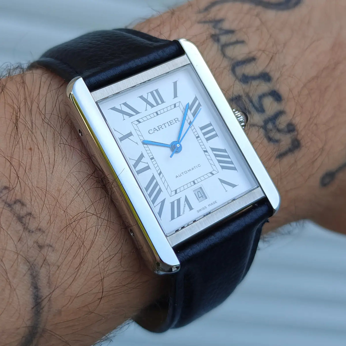 Cartier Tank Solo XL Automatik 3515, Etui + Karte — Archivfoto 4/11