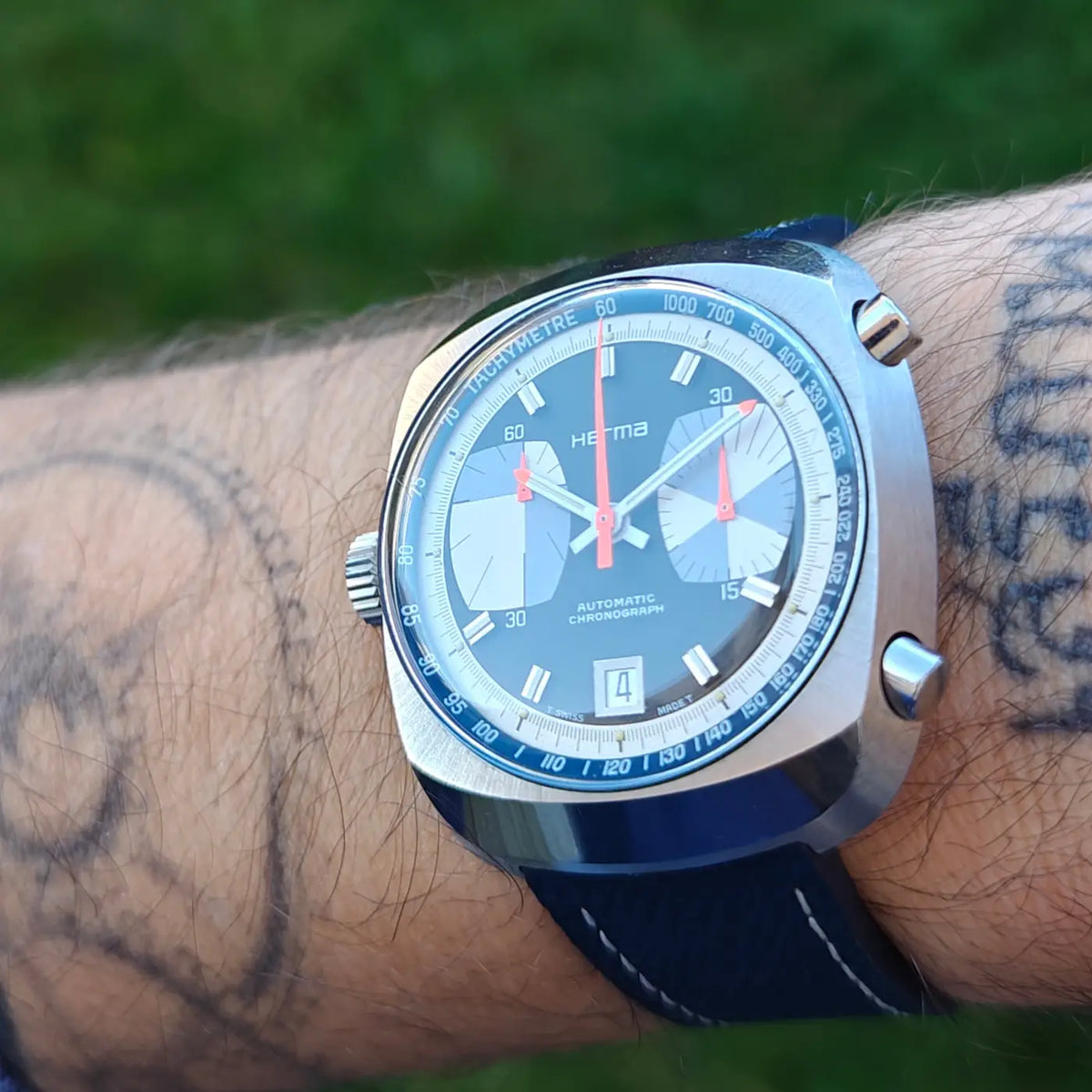 Herma calibre 15 chronographe micro rotor