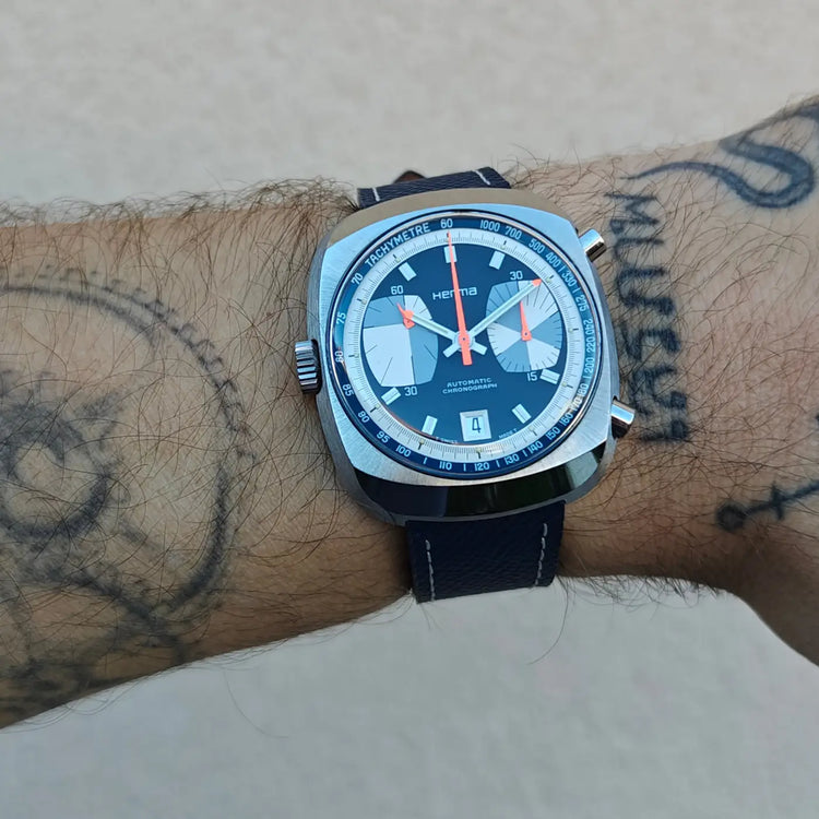 Herma calibre 15 chronographe micro rotor