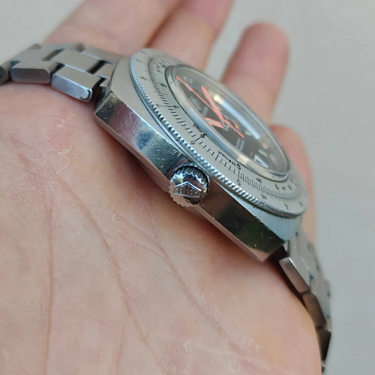 Heuer Calculator Chronograph Kaliber 12 Ref. 110.633 — Foto 4/11