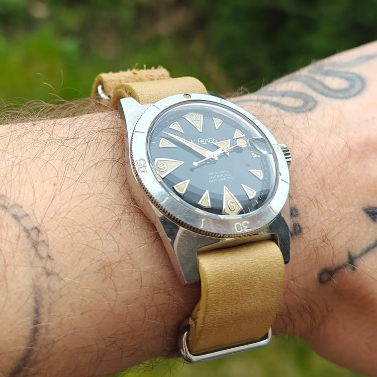 Le phare Skin Diver Automatik-Uhr — Archivfoto 7/10