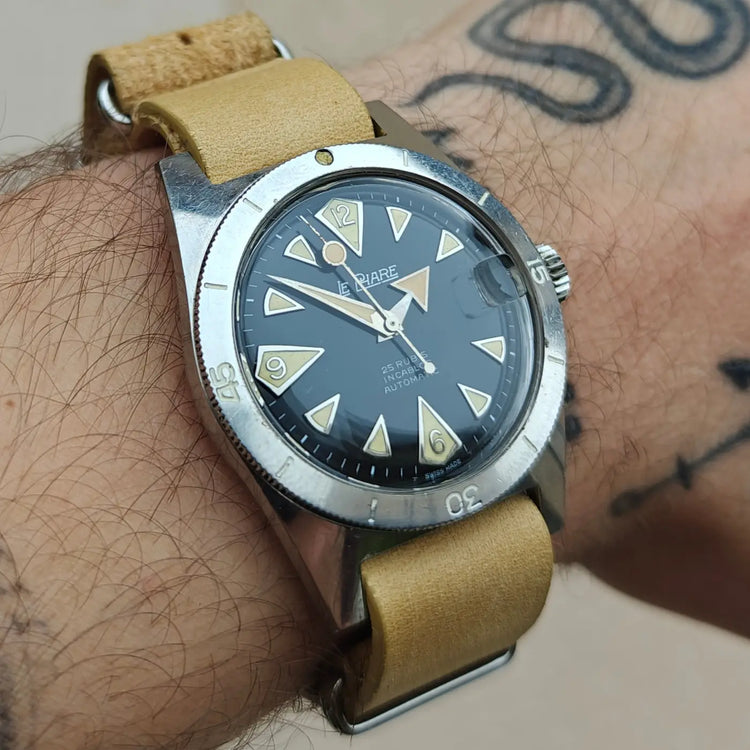 Le phare Skin Diver Automatik-Uhr — Archivfoto 1/10