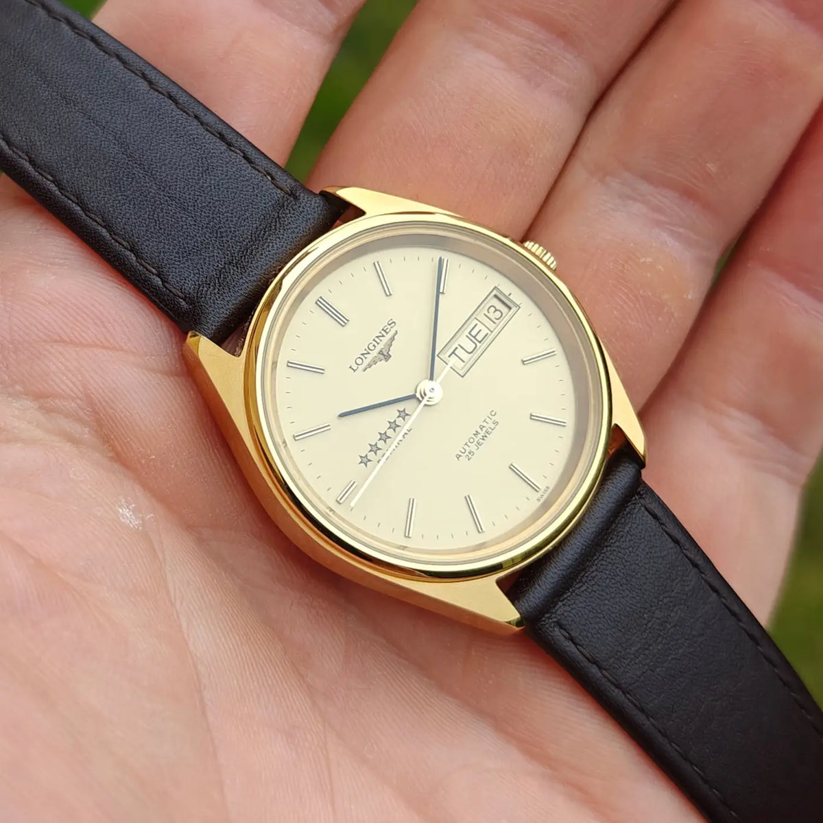 Longines Admiral Automatik Tag-Datum — Archivfoto 3/6