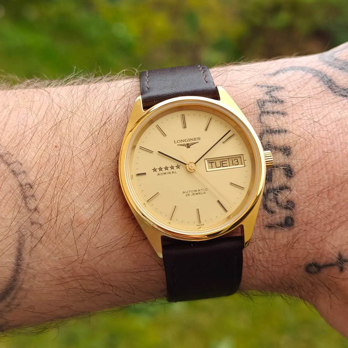 Longines Admiral Automatik Tag-Datum — Archivfoto 4/6