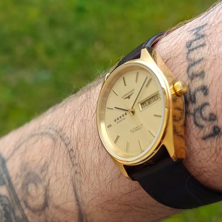 Longines Admiral Automatik Tag-Datum — Archivfoto 5/6
