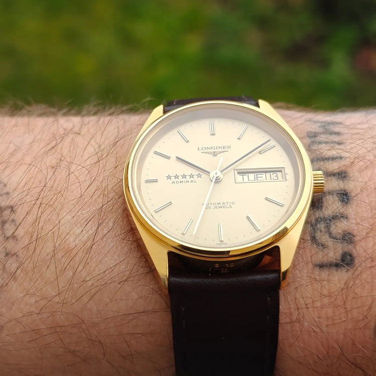 Longines Admiral Automatik Tag-Datum — Archivfoto 2/6