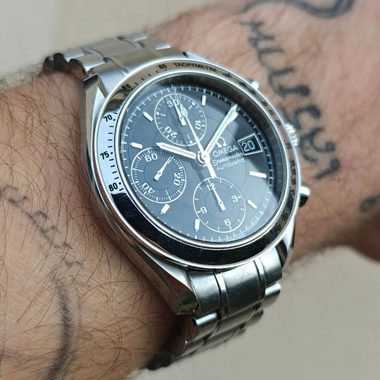Omega Speedmaster Chronograph Datum — Archivfoto 1/12