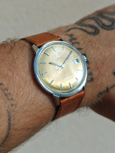 Load image into Gallery viewer, Omega Seamaster 166.002 Cal 562
