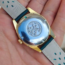 Charger l'image dans la galerie, Rado Golden Horse automatique
