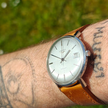 Charger l'image dans la galerie, Longines automatique crosshair 341
