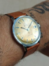 Load image into Gallery viewer, Omega Seamaster 166.002 Cal 562
