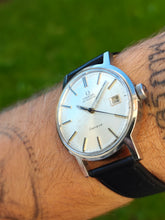 Charger l&#39;image dans la galerie, Omega Genève automatique Cal 1481
