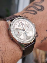 Charger l&#39;image dans la galerie, Chronographe triple date Unic Arsa
