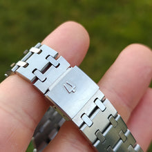 Load image into Gallery viewer, Bulova Royal Oak automatique
