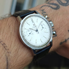 Charger l'image dans la galerie, Lip Genève Chronographe RCH 830
