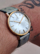 Charger l&#39;image dans la galerie, Omega automatique 161.009 cal 552 datée de 1963
