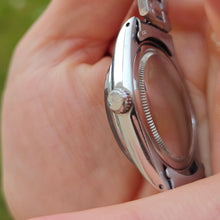 Load image into Gallery viewer, Rolex Oysterdate Précision 6694 gilt
