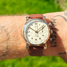 Charger l&#39;image dans la galerie, Chronographe Huma Landeron
