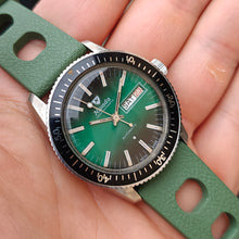 Load image into Gallery viewer, Nivada compensamatic automatique Diver

