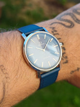 Charger l&#39;image dans la galerie, Omega Genève Dial bleu
