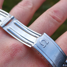 Charger l'image dans la galerie, Omega Genève full acier d'origine 166.070
