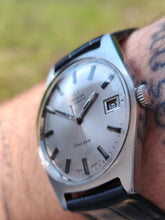 Load image into Gallery viewer, Omega Genève 166.041 automatique de 1971
