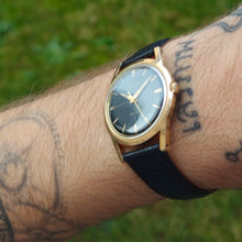 Load image into Gallery viewer, Nivada Compensamatic crosshair black dial
