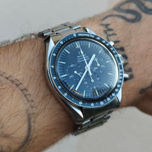 Load image into Gallery viewer, Omega Speedmaster professionnal 145.022 st71
