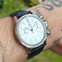Charger l'image dans la galerie, Lip Genève Chronographe RCH 830
